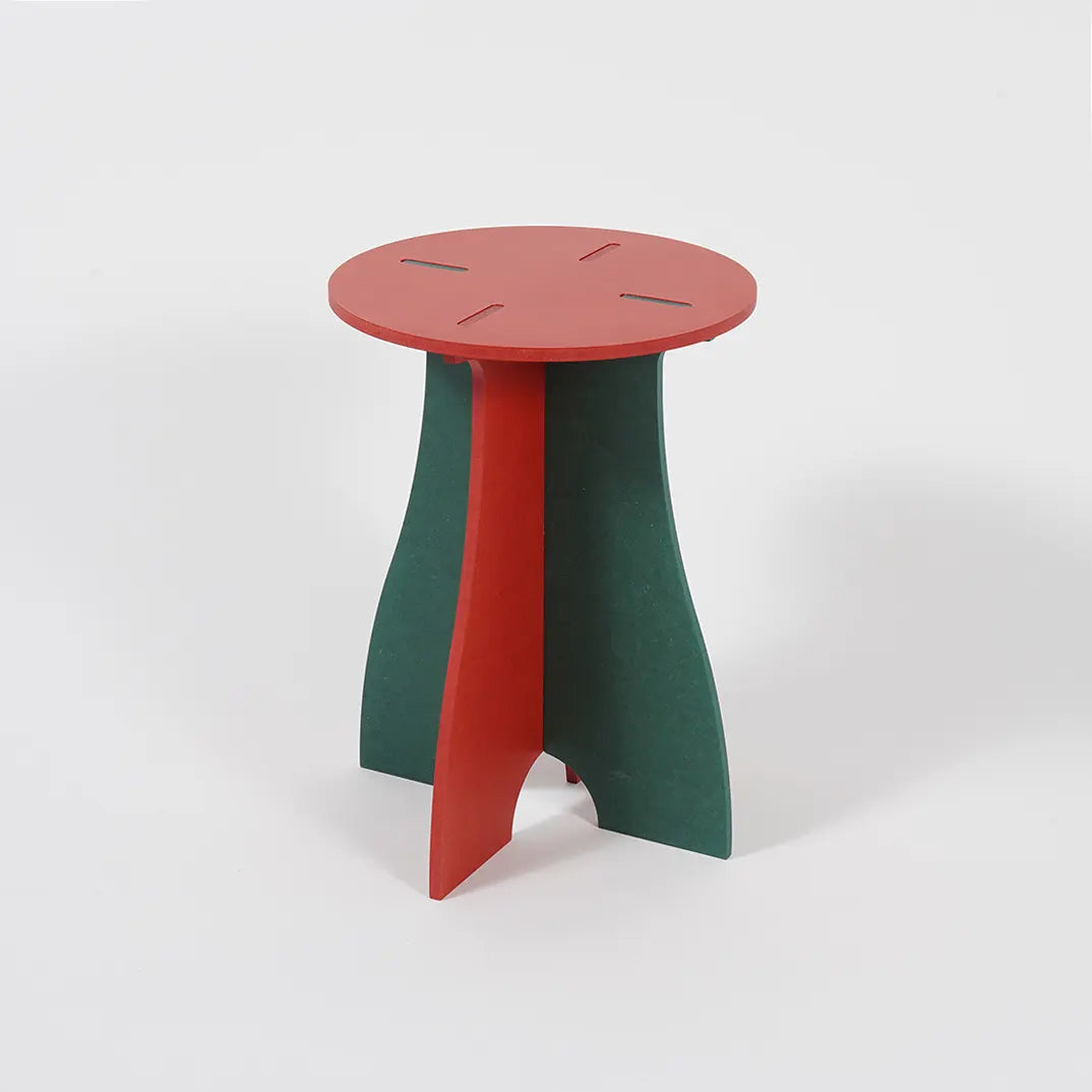 VIVIDNESS Assembled Stool RED