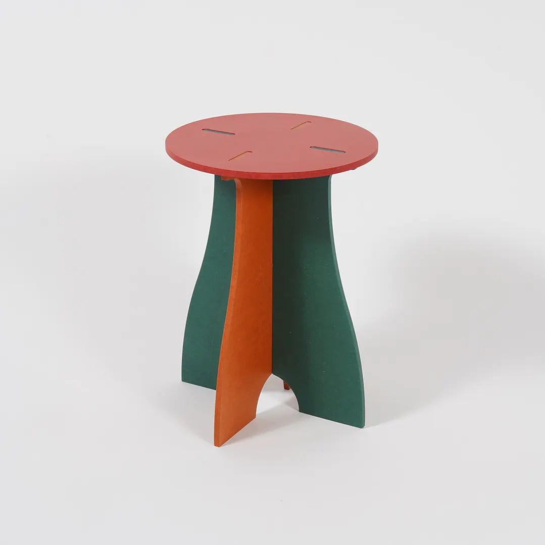 VIVIDNESS Assembled Stool RED