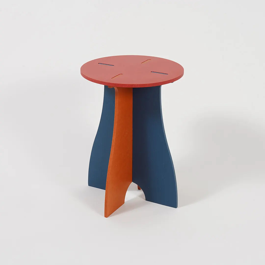 VIVIDNESS Assembled Stool RED