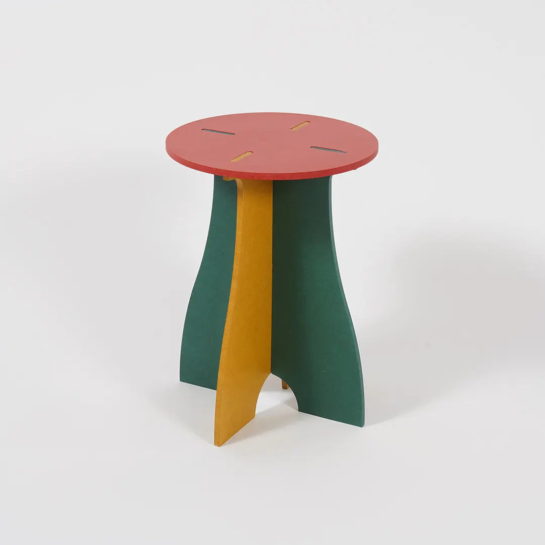 VIVIDNESS Assembled Stool RED