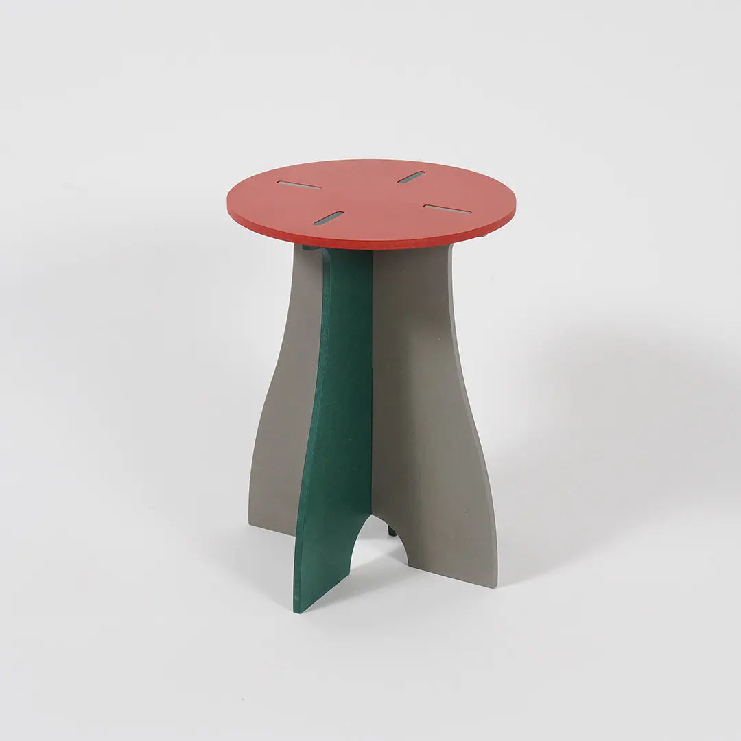VIVIDNESS Assembled Stool RED