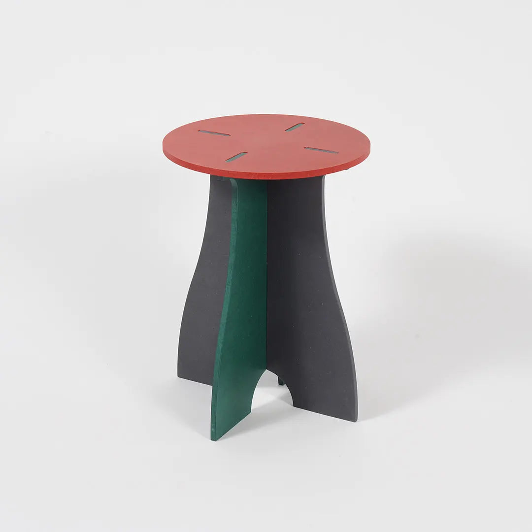 VIVIDNESS Assembled Stool RED