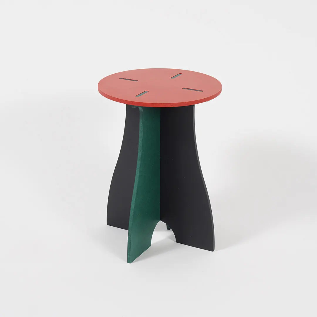 VIVIDNESS Assembled Stool RED