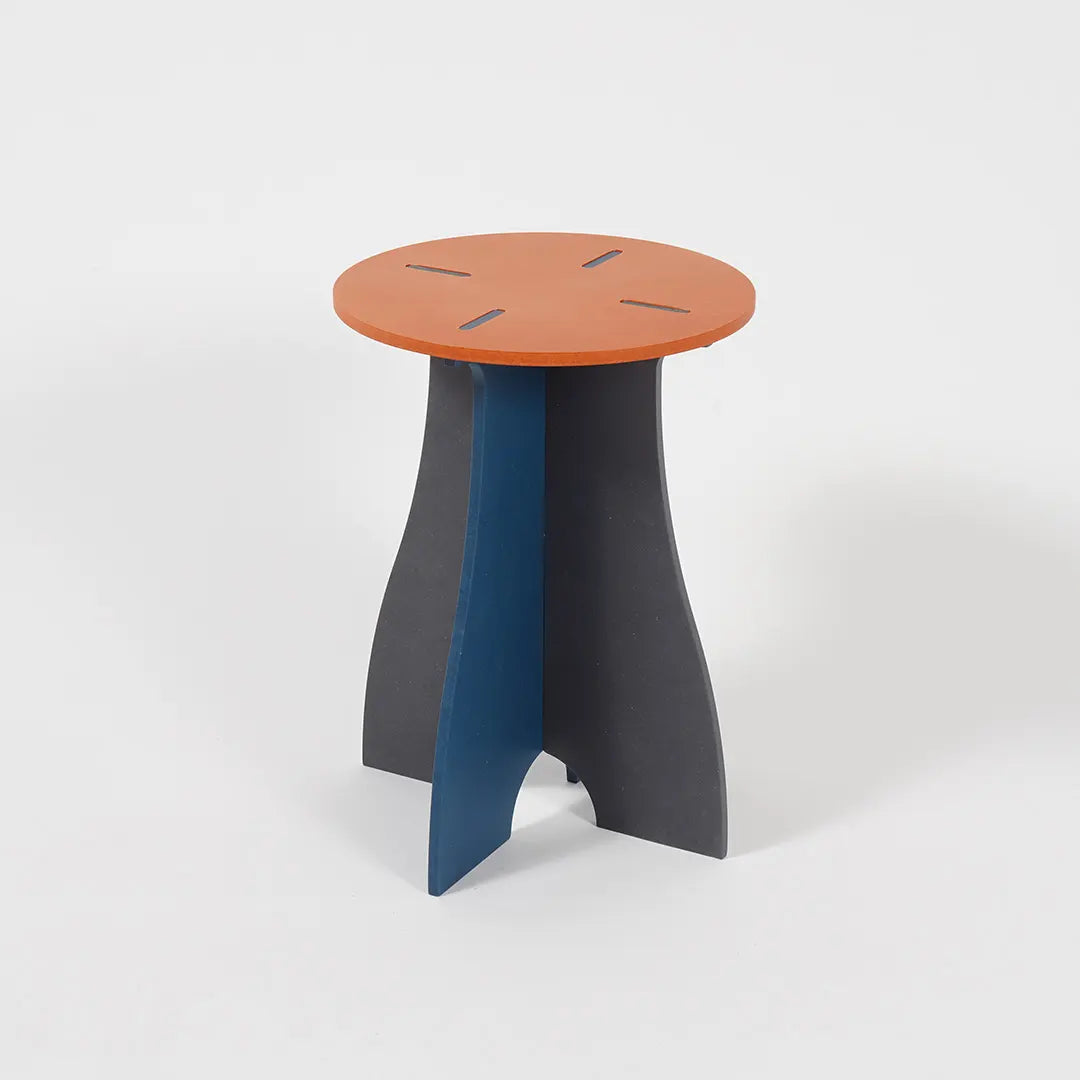 VIVIDNESS Assembled Stool ORANGE