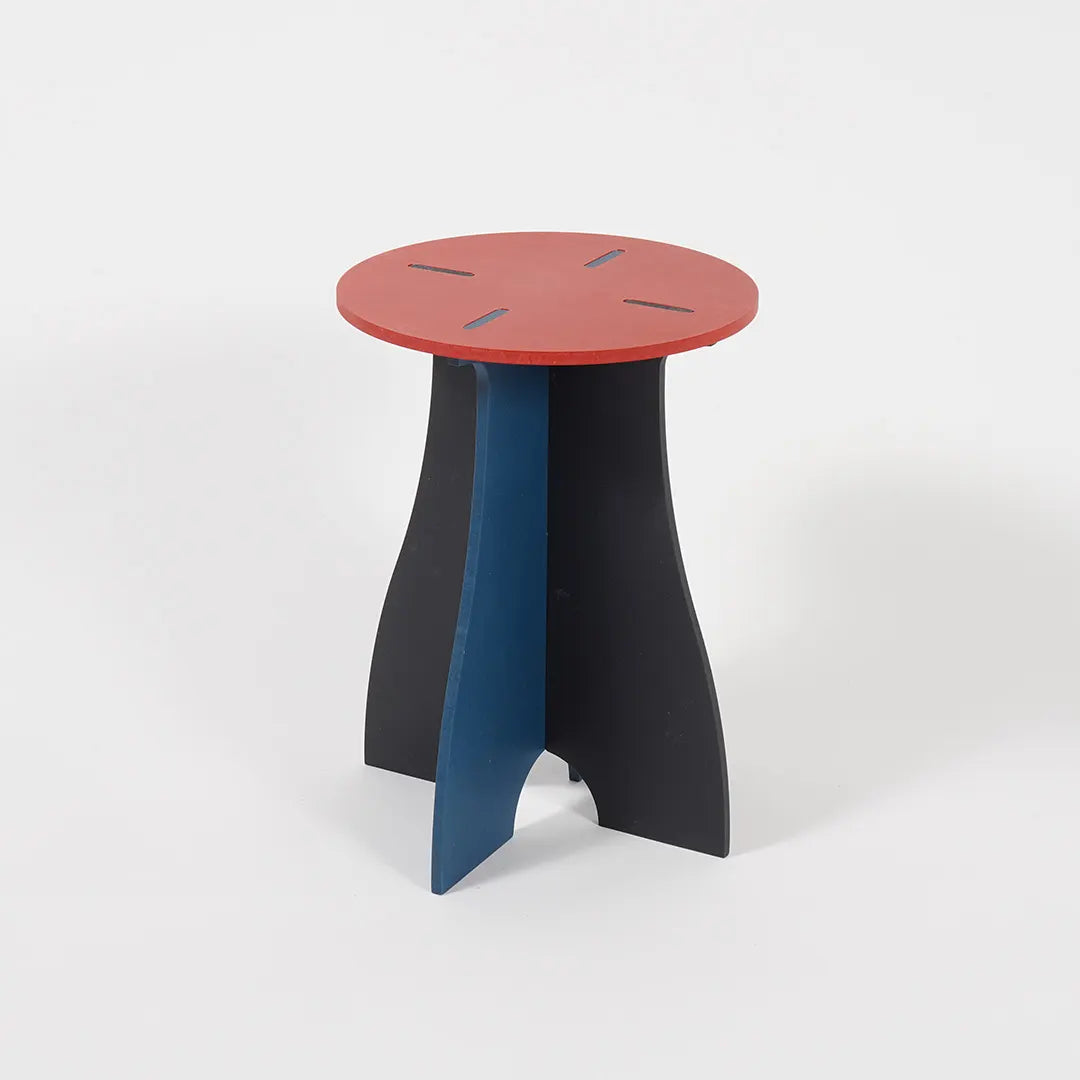 VIVIDNESS Assembled Stool RED