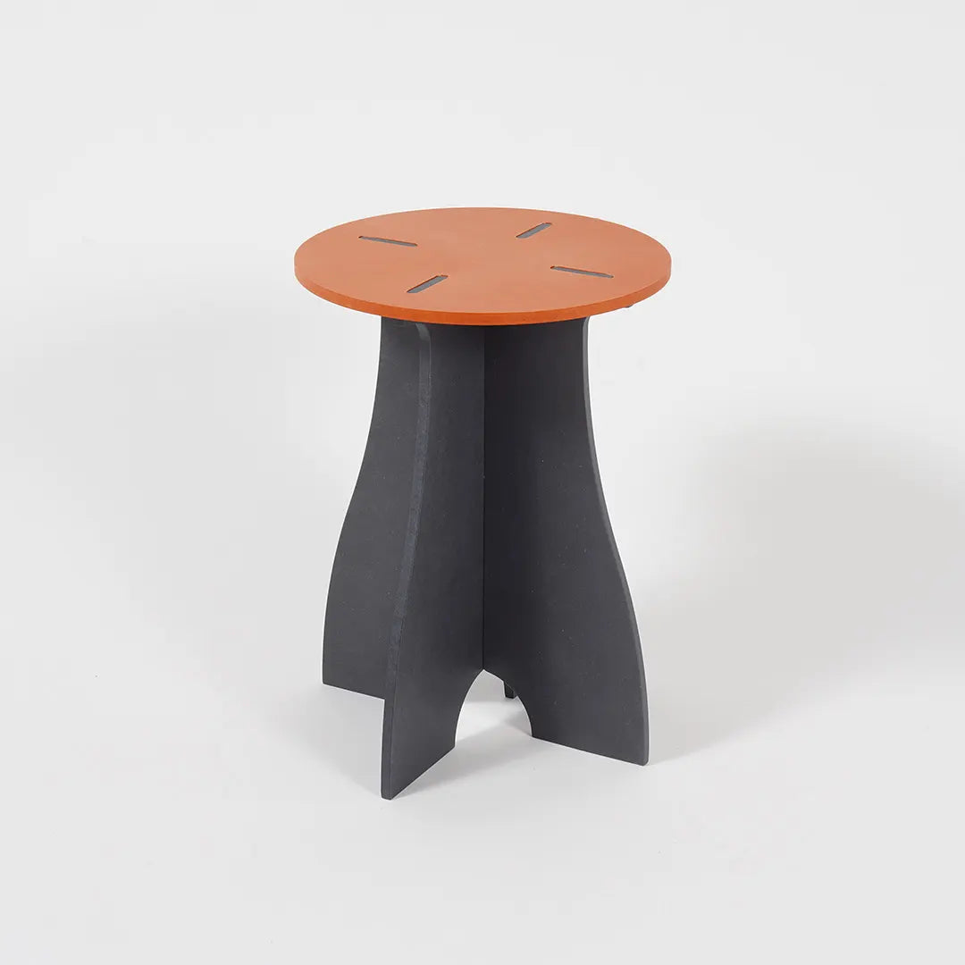 VIVIDNESS Assembled Stool ORANGE