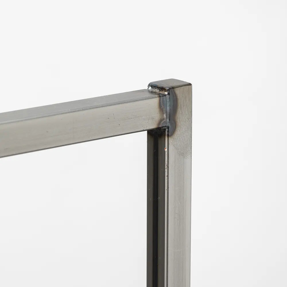 スチール生地+クリア塗装の色味画像