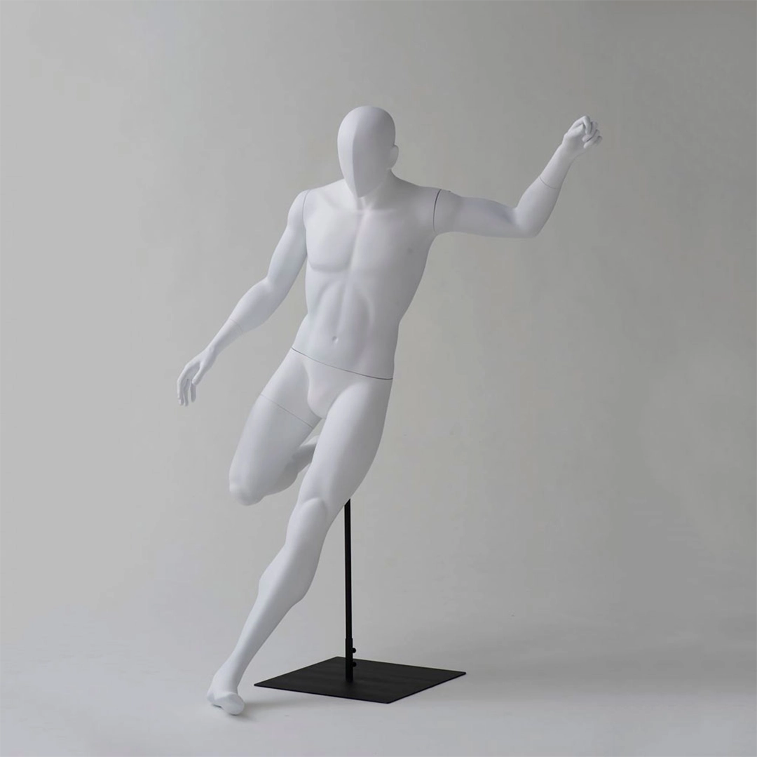 マネキン　スポーツマネキン スポーツマネキン