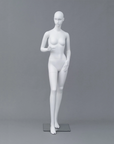 Women's mannequin STATUE