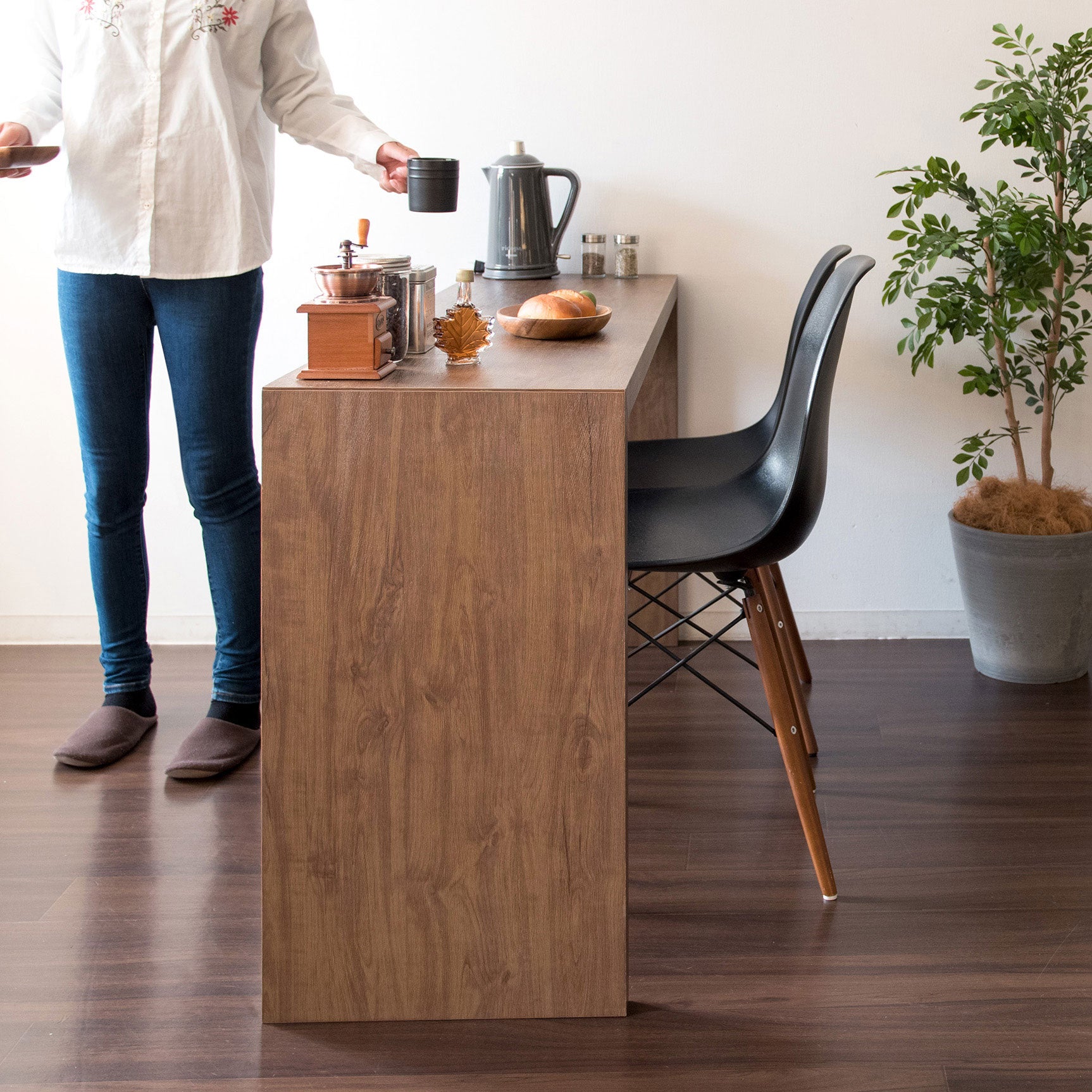 シンプルデスク Visage Neoの使用イメージ画像