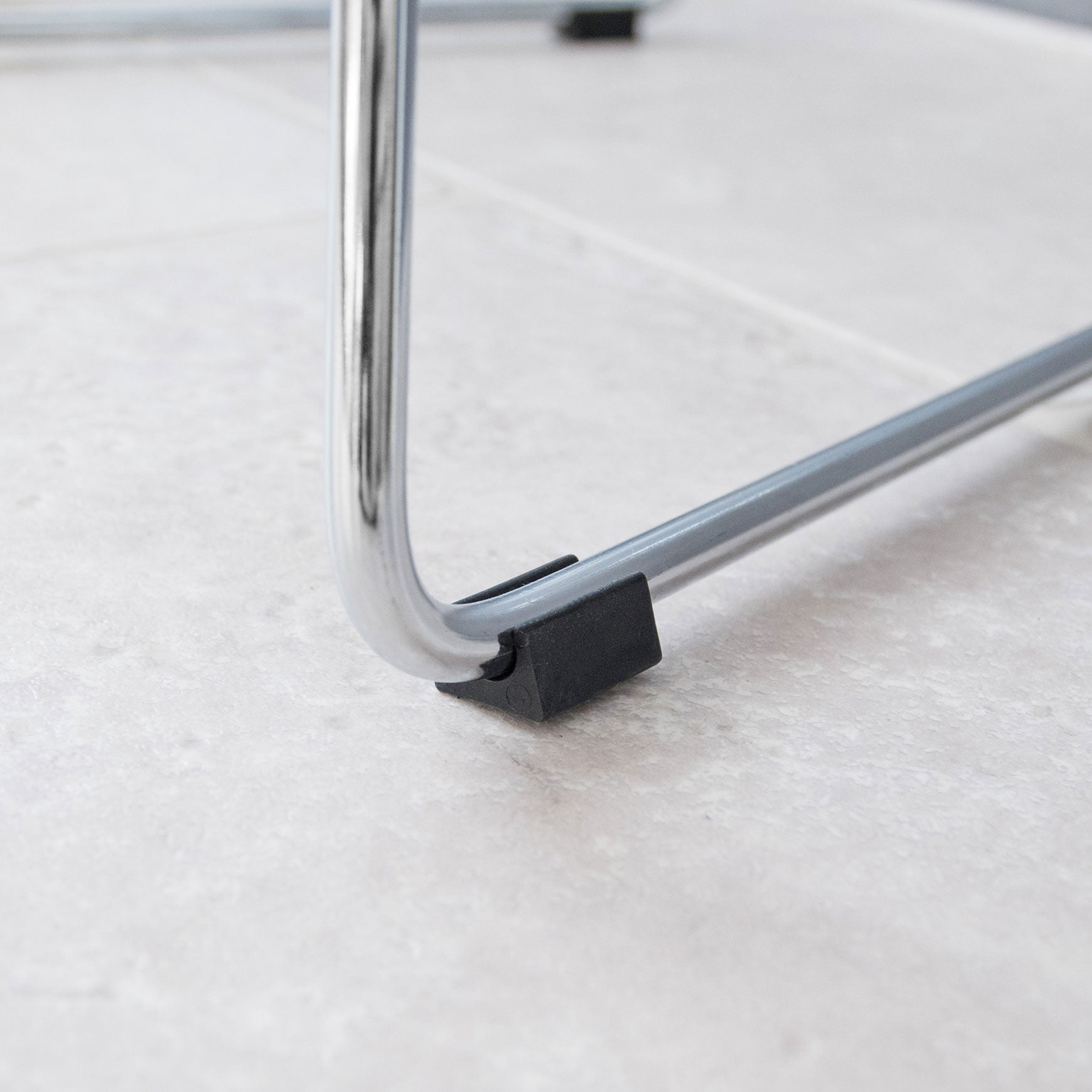 Diamond Chair (Harry Bertoia)