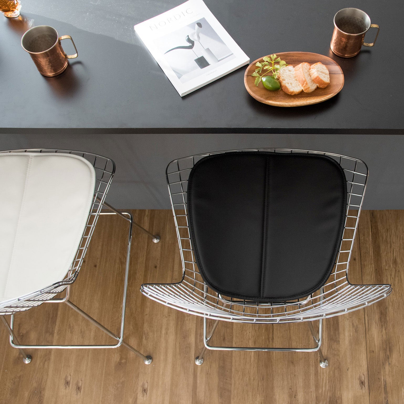 Wire High Stool (Harry Bertoia)