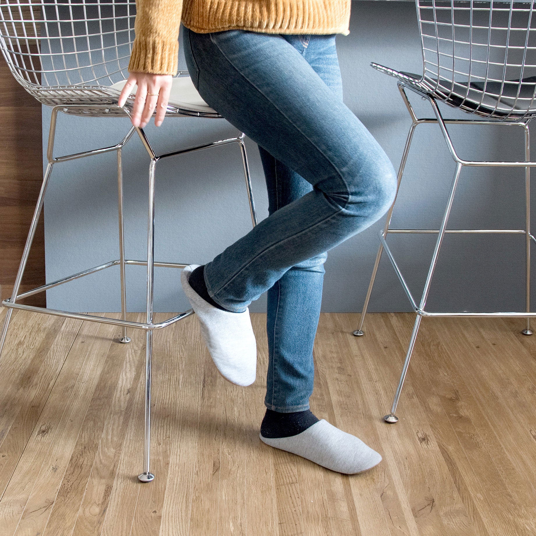 Wire High Stool (Harry Bertoia)