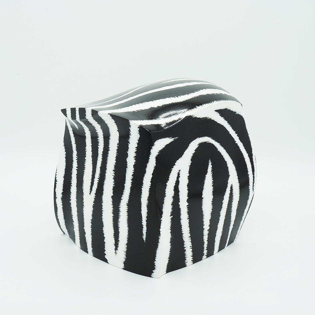 一点モノ】キューブ型オブジェ アクセサリーディスプレイ – NANASAI