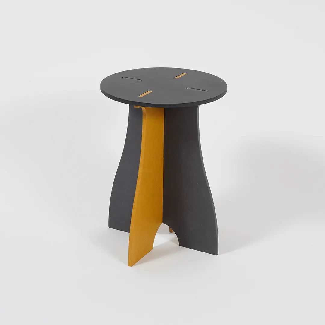 COLORM / デザイン会社が作るミニマルデザインなスツール – NANASAI COLORM / デザイン会社が作るミニマルデザインなスツール – NANASAI