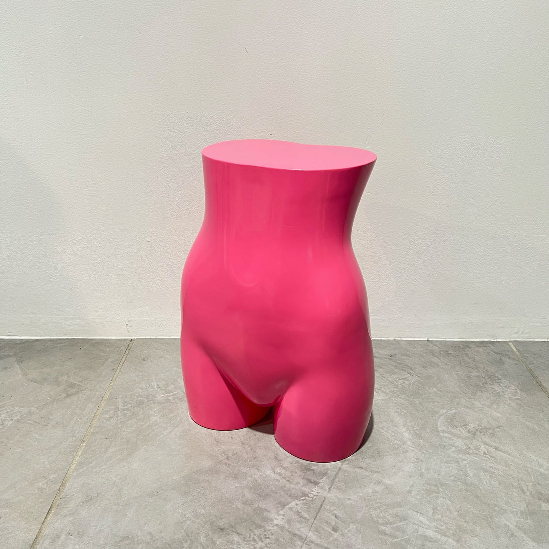 MANNEQUIN UPCYCLE 30 サイドテーブル スツール  アートオブジェ NEONPINK