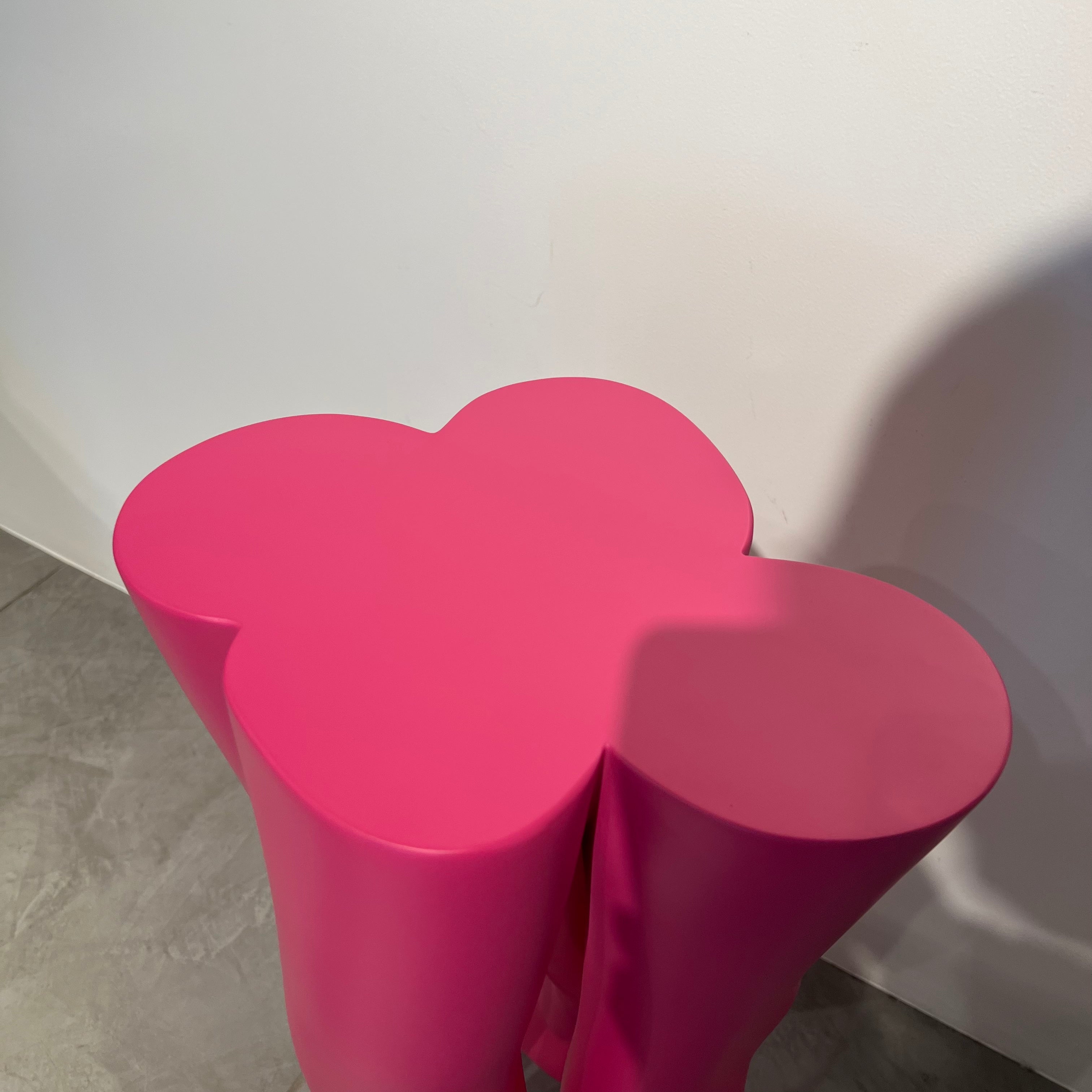 MANNEQUIN UPCYCLE 25 ART FURNITURE TABLE -MAD PINK ピンク　