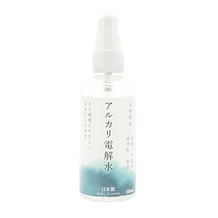 お掃除も除菌もこれ1本。99.9％水だからお食事中でも安心してご使用いただける次世代の洗浄水です。油汚れ、手垢、皮脂、湯垢などキッチンからリビング、バスルームやトイレでも幅広くご使用いただけます。持ち歩きも便利なお試しサイズ、100mlボトルです。